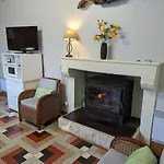 Holiday home Maison De Plain-pied Avec Jardin Clos, Jeux Enfants, Velos, Animaux Acceptes, Proche Montbron - Fr-1-653-6 Vouthon